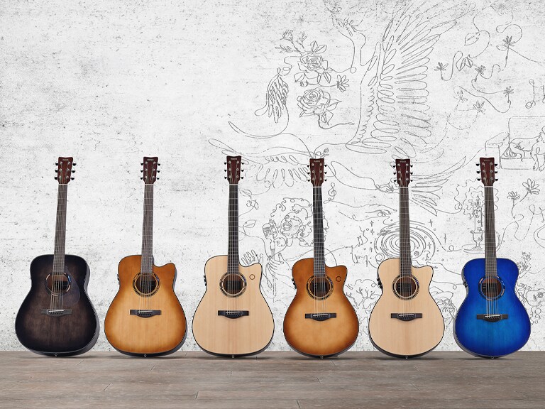 Volledig assortiment van de TransAcoustic gitaar van de tweede generatie samen getoond in een opstelling.