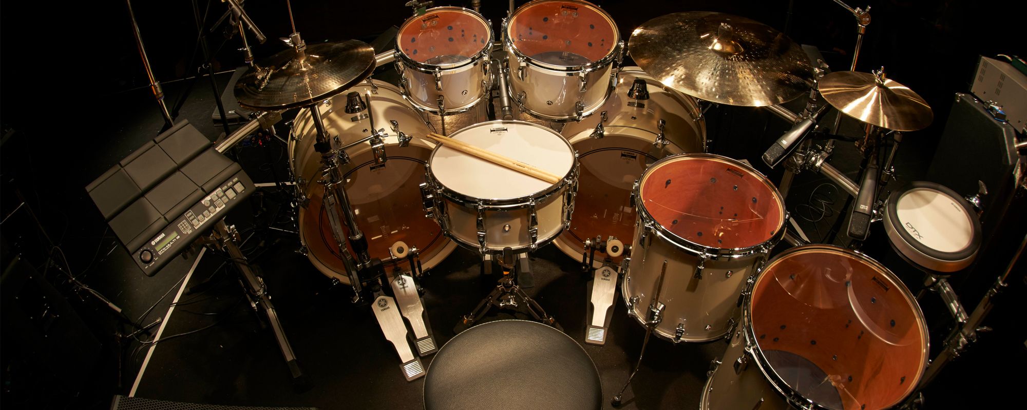 Bruin store drum set