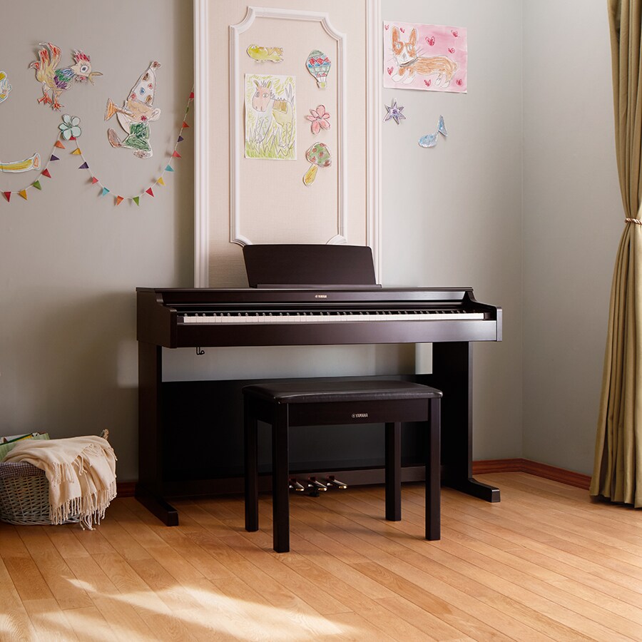 YDP-165 - Overzicht - ARIUS - Producten - Piano's